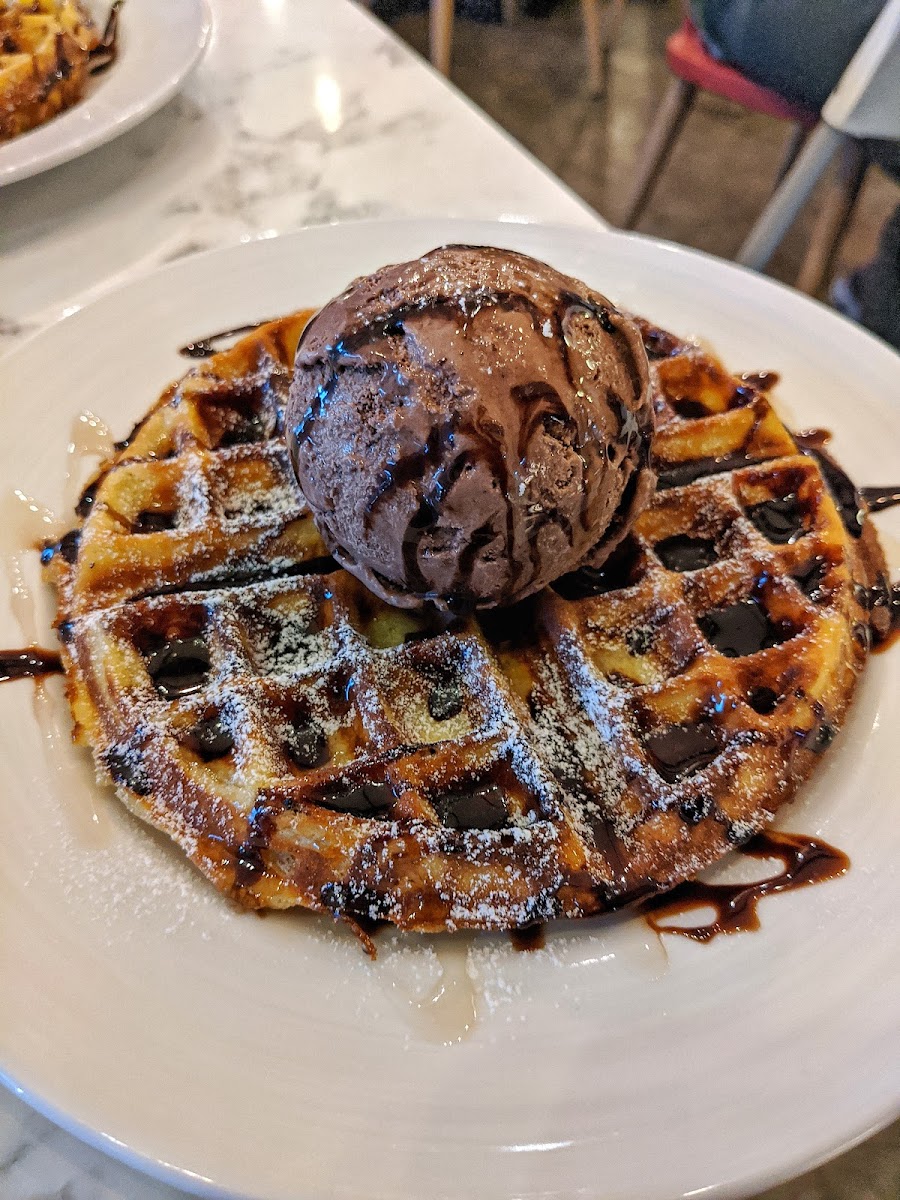 Citrus By The Pool-8